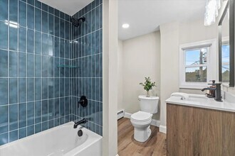 954 Goffstown Rd in Manchester, NH - Building Photo - Building Photo