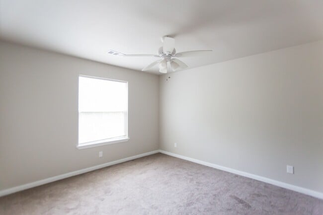 property at 1000 Foster Dr