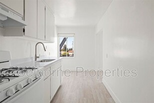 369 Colusa Ave in Kensington, CA - Building Photo