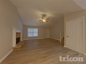 334 Jacob Trail in Rockmart, GA - Foto de edificio - Building Photo