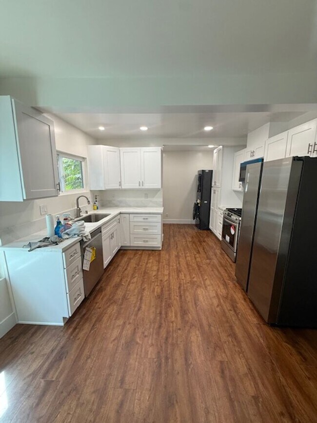 317 Loma Ave in Long Beach, CA - Building Photo - Building Photo