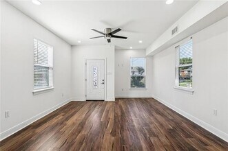 3011 Wall Blvd in New Orleans, LA - Building Photo - Building Photo