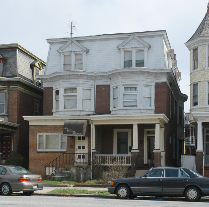 The Claire House in Harrisburg, PA - Foto de edificio