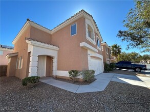 6742 Gold Yarrow St in Las Vegas, NV - Building Photo - Building Photo