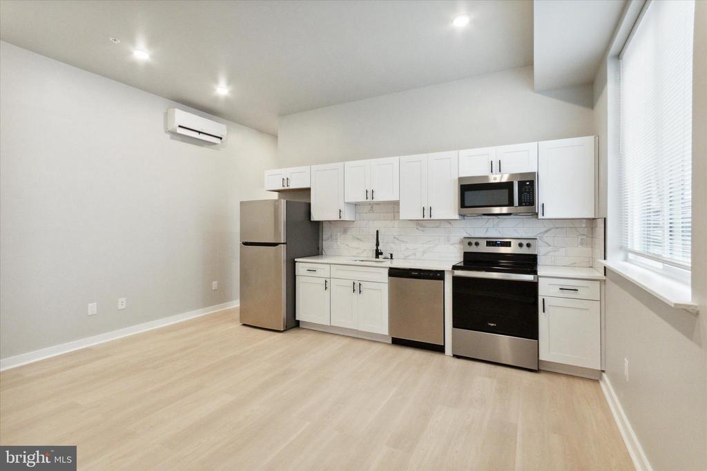 316 S 52nd St-Unit -2 in Philadelphia, PA - Foto de edificio