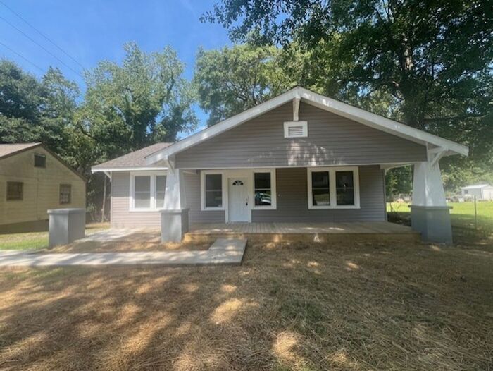 318 Alexander Ave in Spartanburg, SC - Building Photo