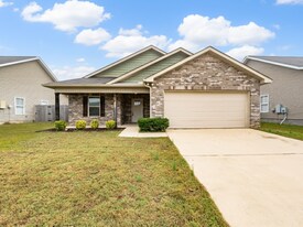 6208 Mimosa Gardens Dr in Tuscaloosa, AL - Building Photo