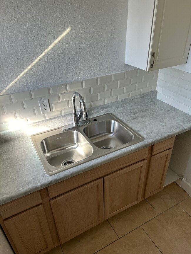 439 Barbara Jenkins St, Unit B in Cocoa, FL - Building Photo - Building Photo