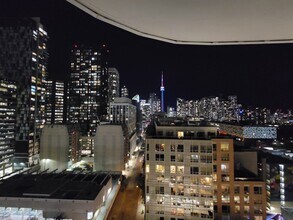 280 Dundas St W in Toronto, ON - Building Photo - Building Photo