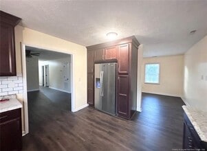 1564 Rossmore Dr in Fayetteville, NC - Building Photo - Building Photo