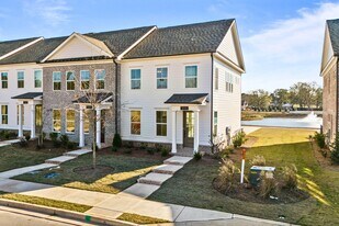 213 Black Swann Rd in Auburn, AL - Building Photo