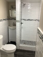 3027 Shannon Dr in Baltimore, MD - Foto de edificio - Building Photo