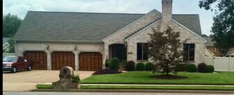 1416 Shenandoah Pkwy in Chesapeake, VA - Building Photo