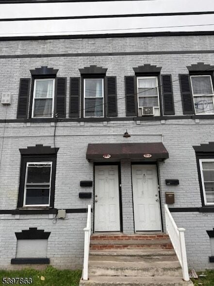 1301 S 2nd St in Plainfield, NJ - Foto de edificio - Building Photo