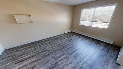 335 Ruskin Dr, Unit D in Colorado Springs, CO - Building Photo - Building Photo