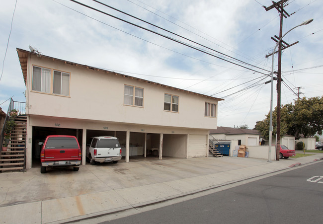 5601-5621 Heliotrope Ave in Maywood, CA - Building Photo - Building Photo