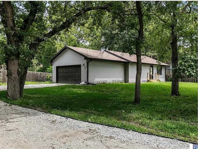 706 Old Cheney Rd in Lincoln, NE - Building Photo - Building Photo