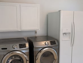 1001 E Main St in Johnson City, TN - Building Photo - Building Photo