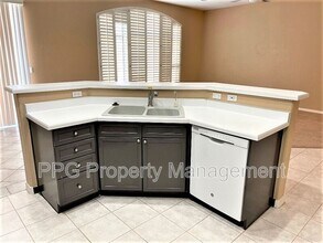 328 S Rock Harbor Dr in Gilbert, AZ - Building Photo - Building Photo