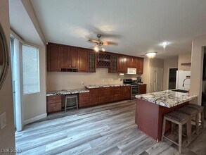 3705 Mornings Dawn St in Las Vegas, NV - Building Photo - Building Photo