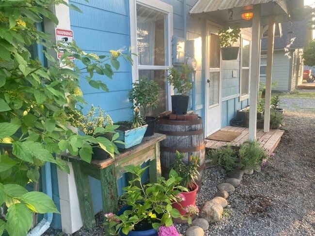 2727 Maytown Rd SW in Olympia, WA - Building Photo - Building Photo