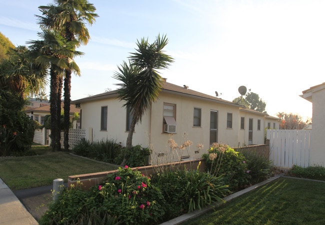 346 W Alameda Ave in Burbank, CA - Building Photo - Building Photo