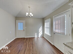 6717 Elmore Woods Ln in Memphis, TN - Building Photo - Building Photo