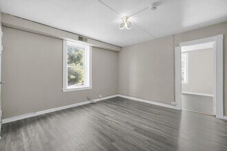 45 Long Hill Rd in Waterbury, CT - Building Photo - Building Photo