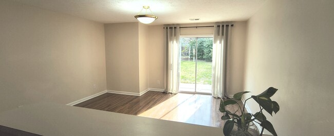 705 67th Ave N in Myrtle Beach, SC - Foto de edificio - Building Photo