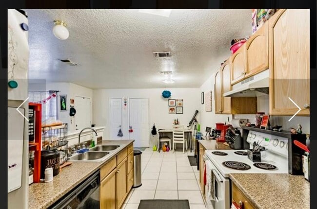 6746 Trail Lake Dr in Fort Worth, TX - Building Photo - Building Photo