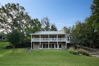 10810 River Terrace Cir in Austin, TX - Building Photo - Building Photo