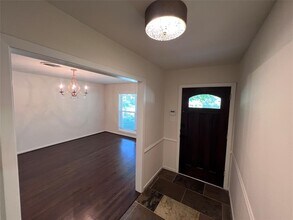 9602 Fairdale Ln in Houston, TX - Building Photo - Building Photo