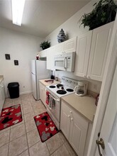 2305 Silver Palm Dr in Kissimmee, FL - Foto de edificio - Building Photo