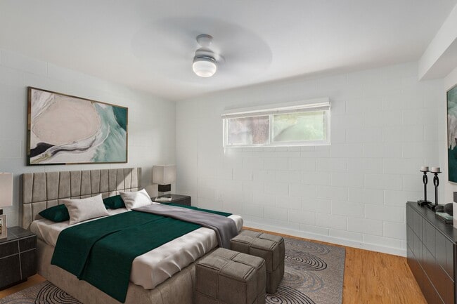 109 E Broadway Rd, Unit 5