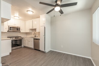 Richelieu Apartments in Riverside, CA - Building Photo - Interior Photo