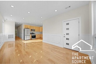 2811 W Jackson Blvd-Unit -2 in Chicago, IL - Foto de edificio - Building Photo