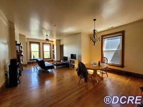 403 W North Ave in Chicago, IL - Building Photo - Building Photo