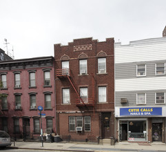 725 Metropolitan Ave in Brooklyn, NY - Building Photo - Building Photo