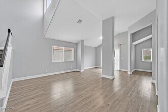 262 Westwind Rd in Henderson, NV - Building Photo - Building Photo