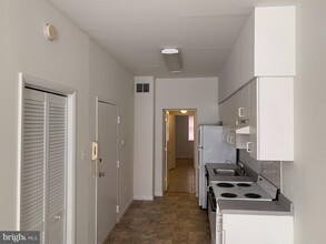 1203 Locust St in Philadelphia, PA - Building Photo - Building Photo