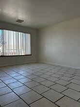 442 S Desert Candles St in Ridgecrest, CA - Building Photo - Building Photo