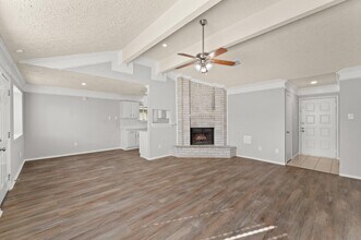 14003 Vinehill Dr in Sugar Land, TX - Building Photo - Building Photo