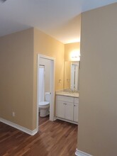 2107 24th St N in Texas City, TX - Foto de edificio - Building Photo