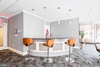 800 4th St SW in Washington, DC - Building Photo - Building Photo