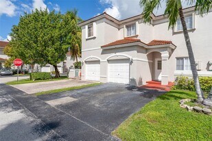 12661 SW 143rd Ln in Miami, FL - Building Photo