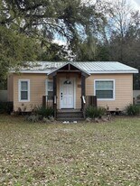 12803 Buggville Ln in Dover, FL - Building Photo