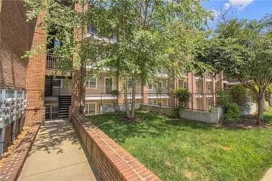 property at 1112 Clifton Ln