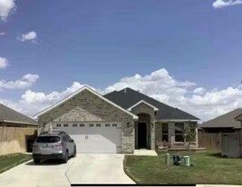26 Balmoral Cir in Odessa, TX - Building Photo