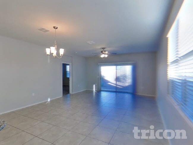 5288 Iridium Wy in San Tan Valley, AZ - Building Photo - Building Photo