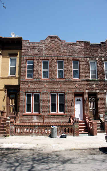 363 Amboy St in Brooklyn, NY - Building Photo